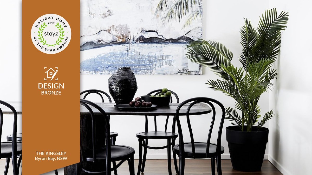 BYRON BAY BLACK – The Kingsley gallery image 5