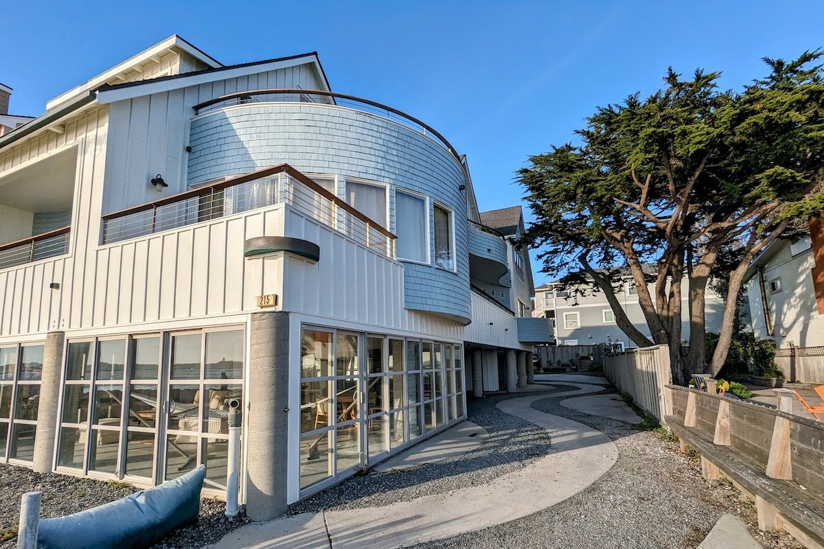 Wave House: Penthouse Living at Miramar Beach gallery image 5