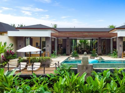 Villa Purnama Ubud 2 BR: Pool & Jungle View