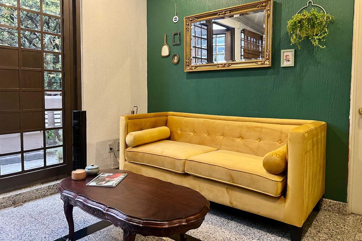 Art Deco Penthouse Gem in Condesa: 3-BR & More gallery image 5