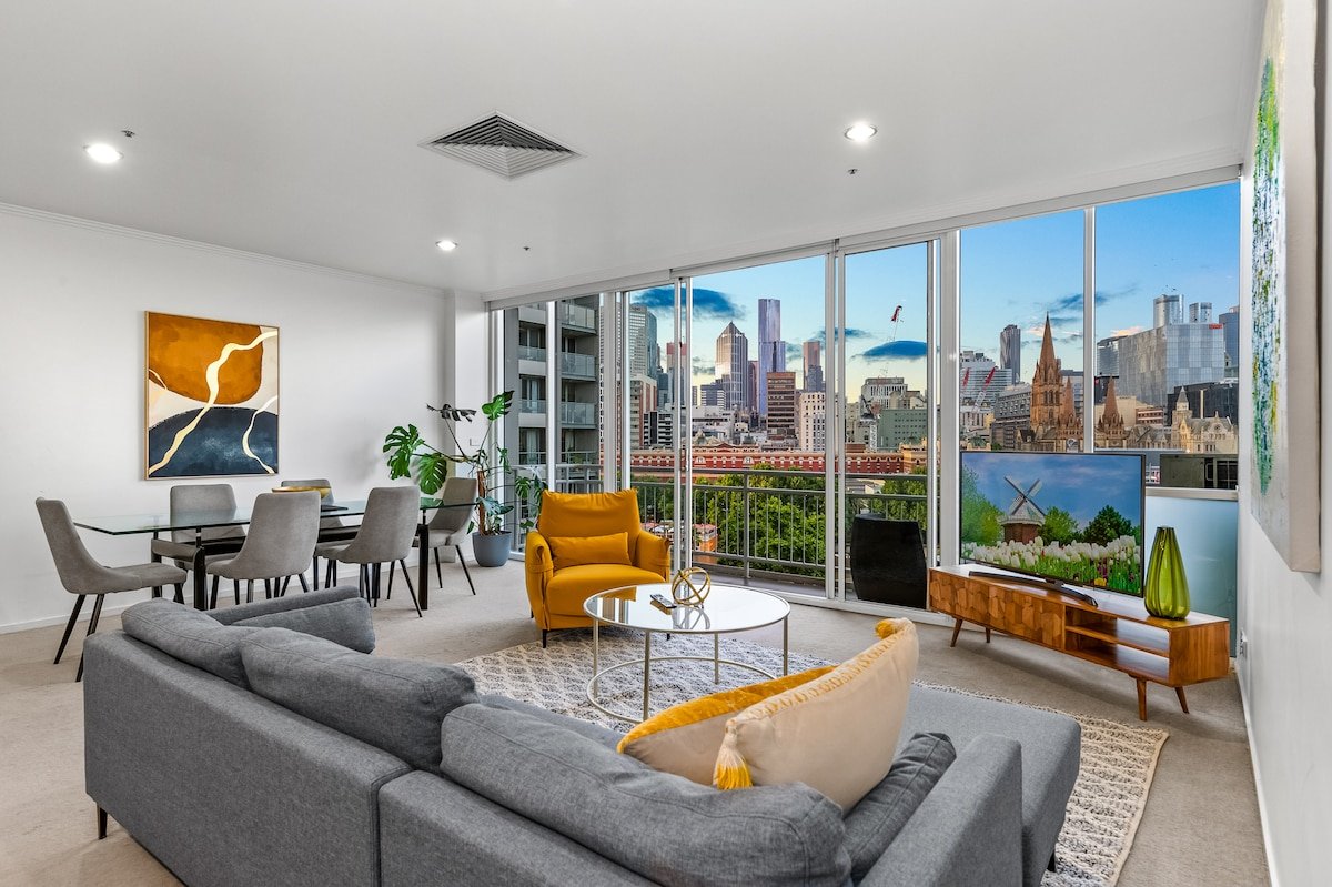 Exclusive Stays – Southgate 28 gallery image 5