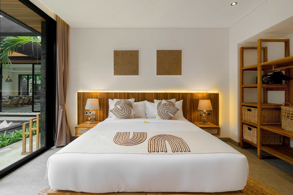 10 BR Family Villas w/ Private Pool & Gym in Ubud gallery image 2