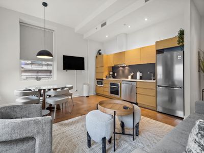 Nomade MTL | Old MTL | Modern 2BR 1BA Apt |