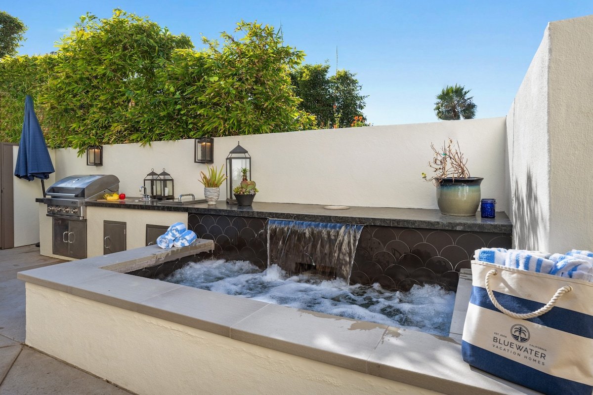 Ocean Views & Steps to Beach -Casa Kolmar La Jolla gallery image 5