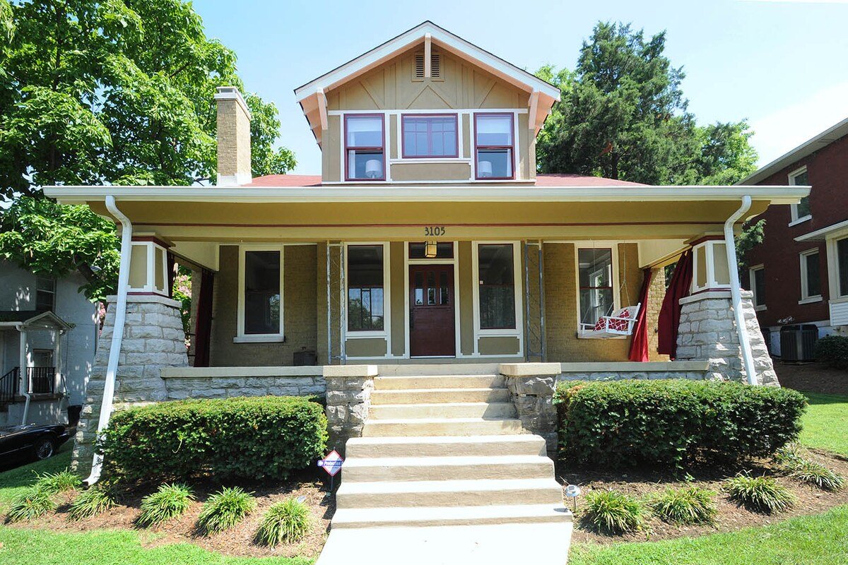 Nashville’s Vanderbilt Downtown Gem Location gallery image 2