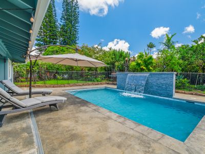 Tropical 3 Bd/3 Ba Home w/ Pool, Close to Beach