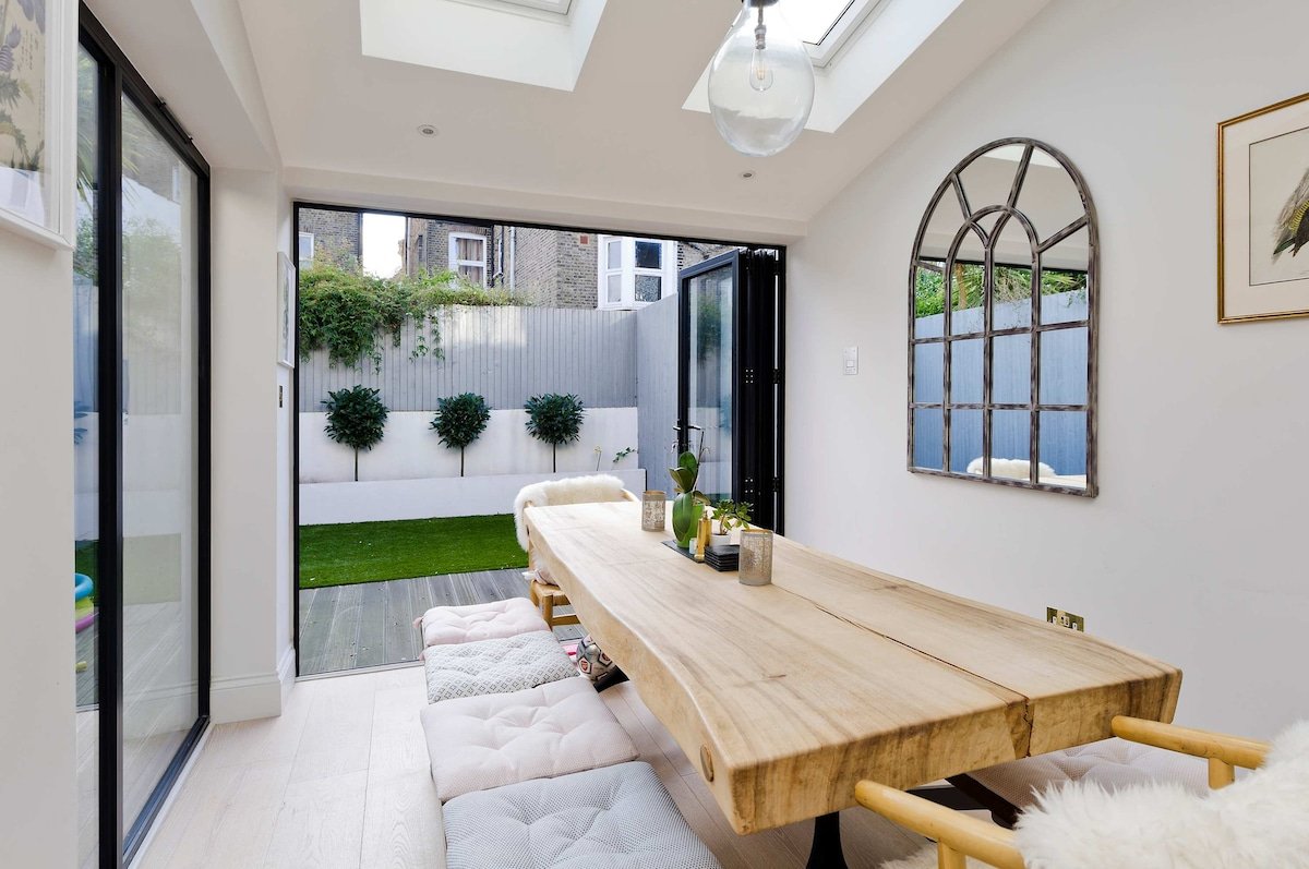 Central London 4BR Queen’s Park Family Home with G gallery image 5