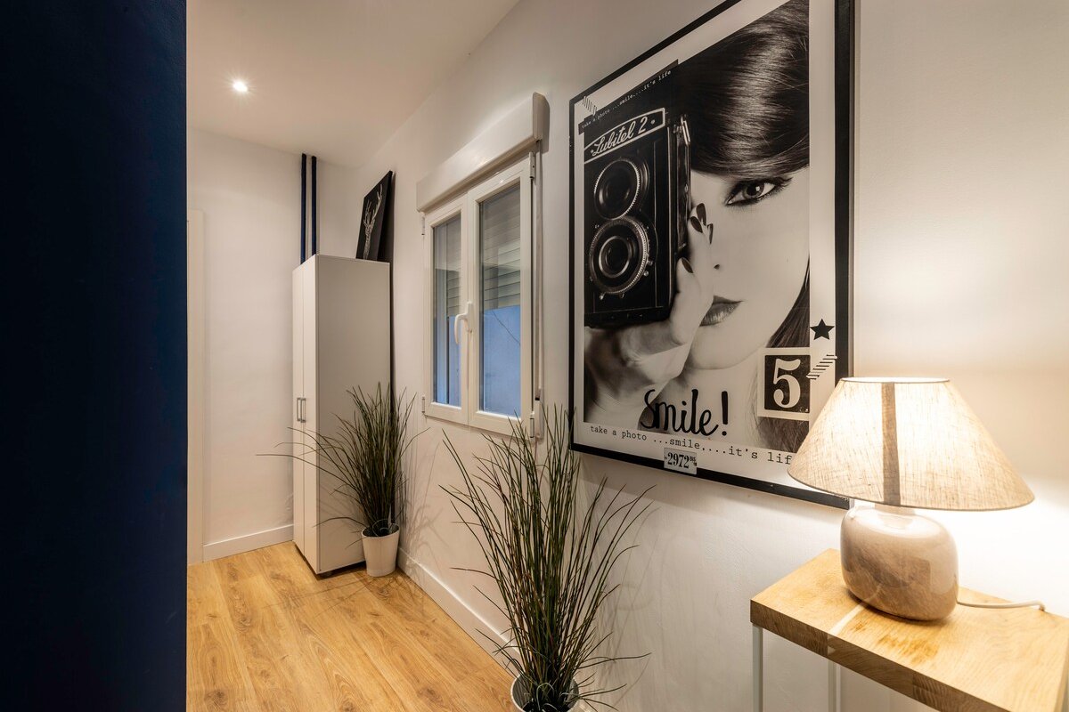 Spacious quiet 3 bedrooms apartment super center gallery image 3