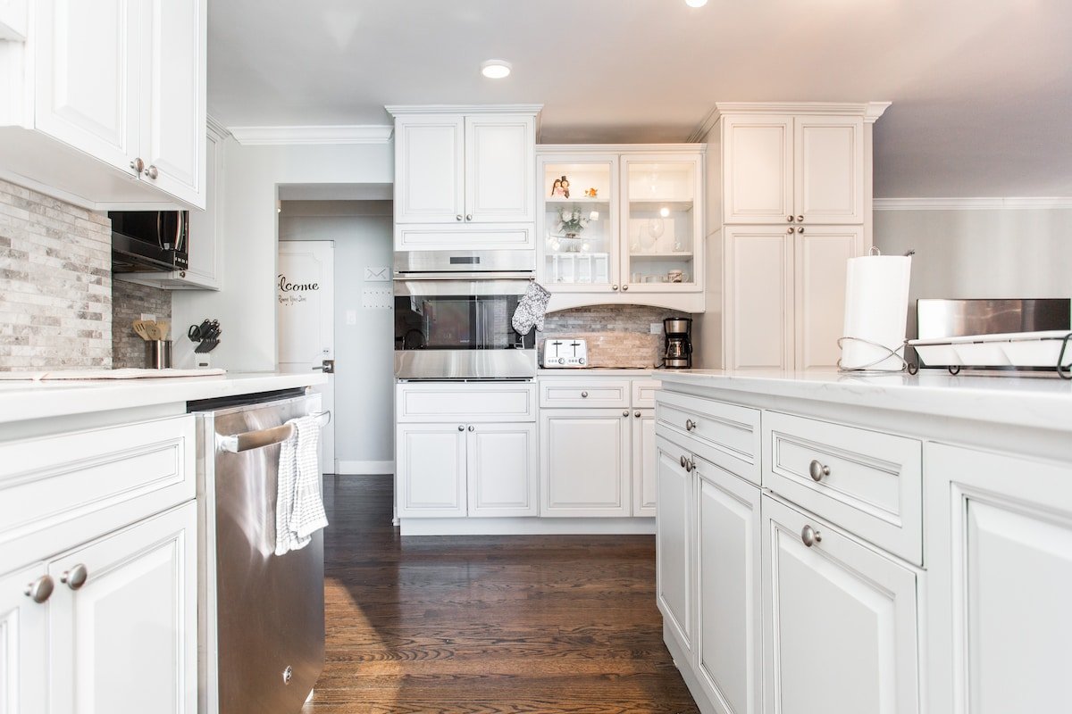 MAG MILE MEGA Entire Floor 4BD/4BA (+Roof/Gym) gallery image 2