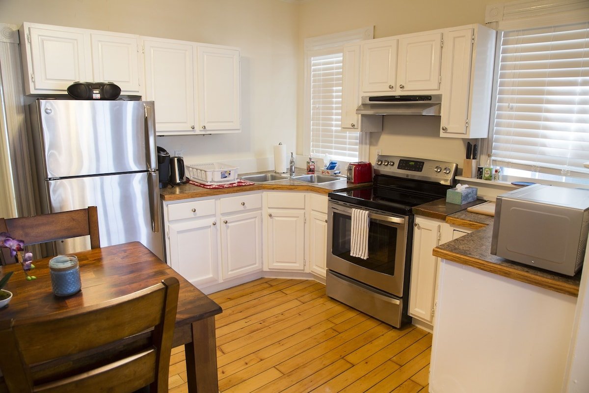 The Sailor’s Den gallery image 5