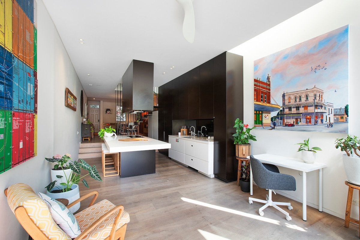 Stunning Home in the Heart of Surry Hills gallery image 2