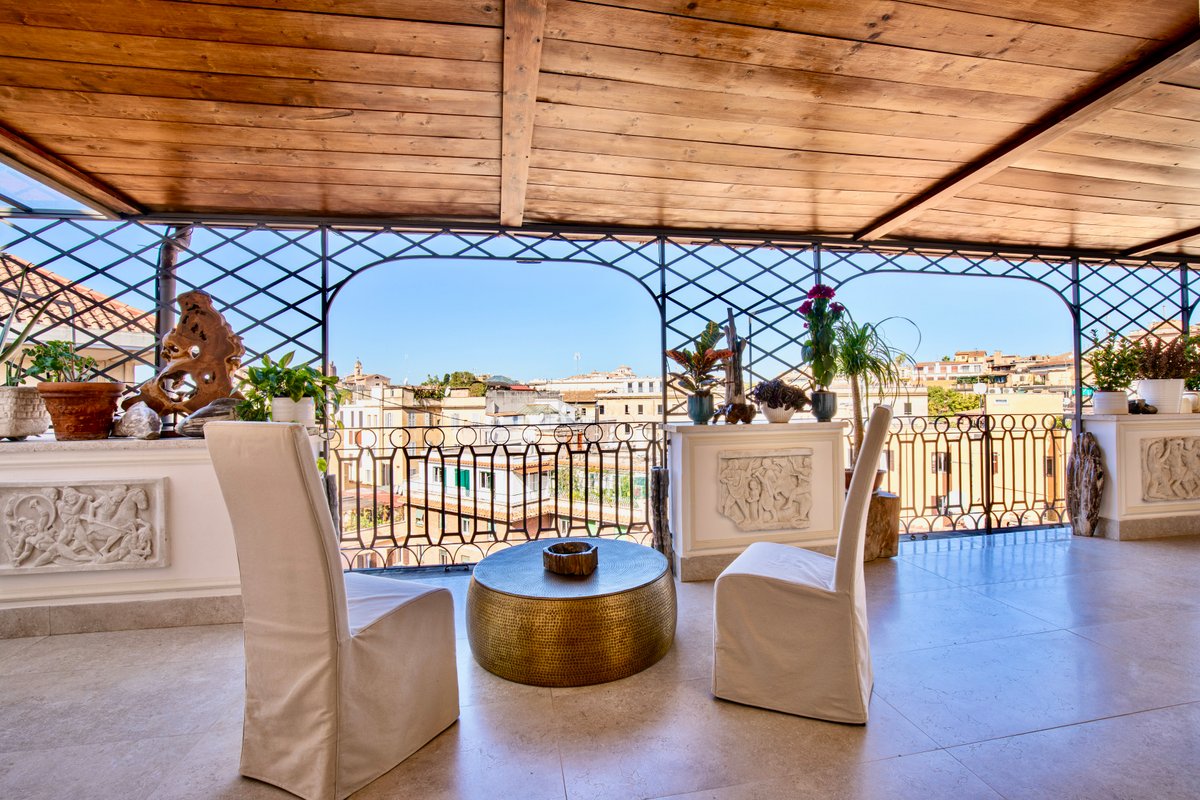 Atticus Luxury Penthouse with Stunning Terrace