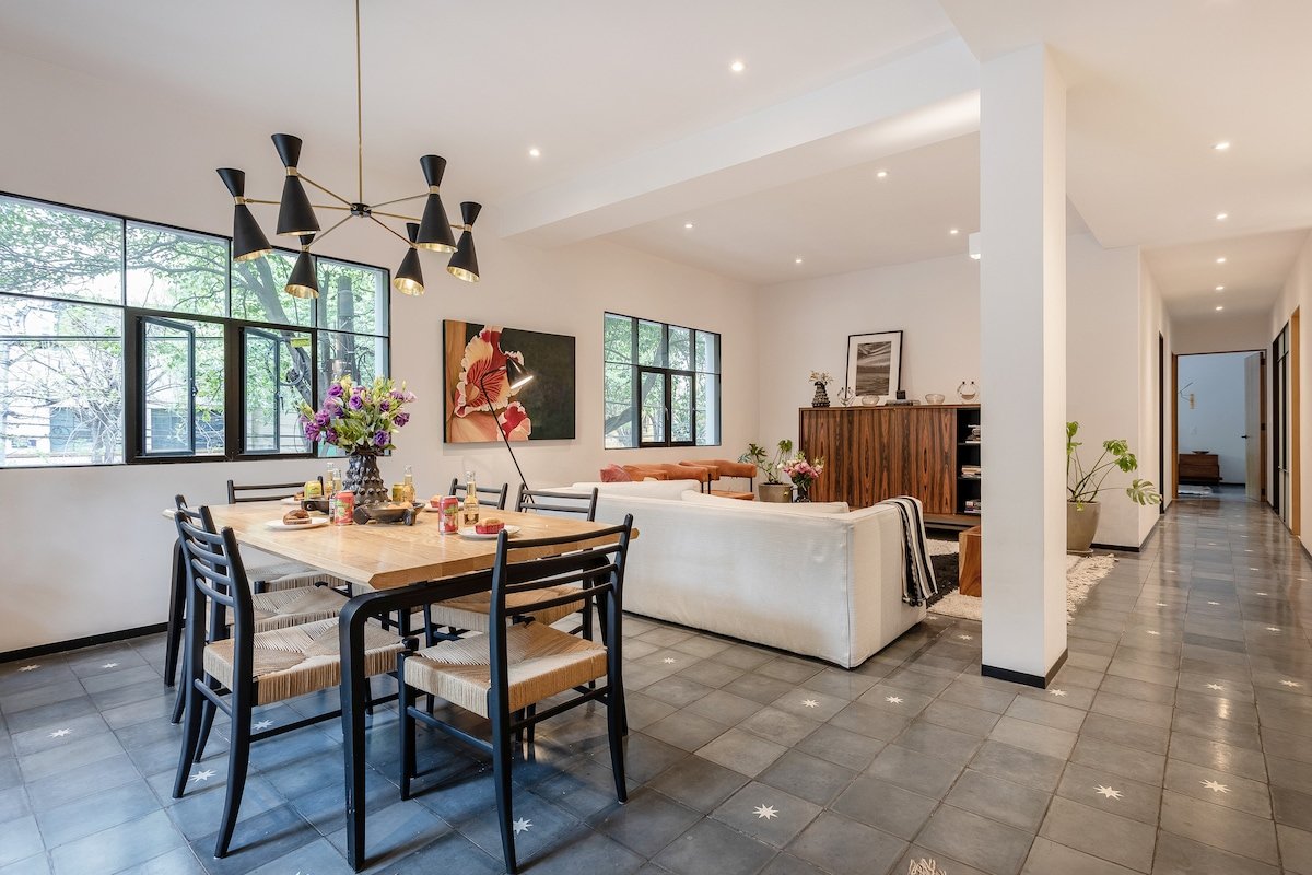 Enjoy the luxury of this premium 3BR | gallery image 2