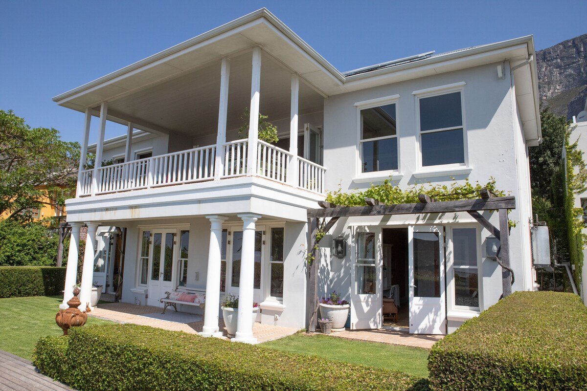 Roseberry House, by Steadfast Collection gallery image 3