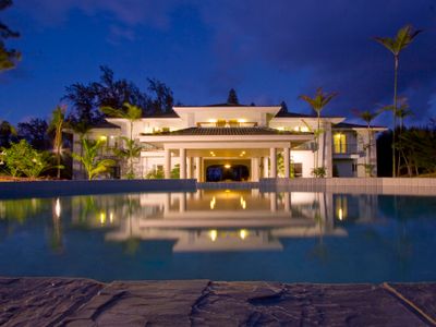 Elegant Lodge at Hawaii Island Retreat – 10 Rooms