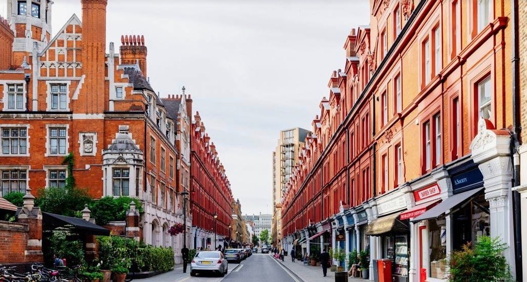 * OFFER! * Spacious – 3 Bedroom 3.5 Bathrooms gallery image 2