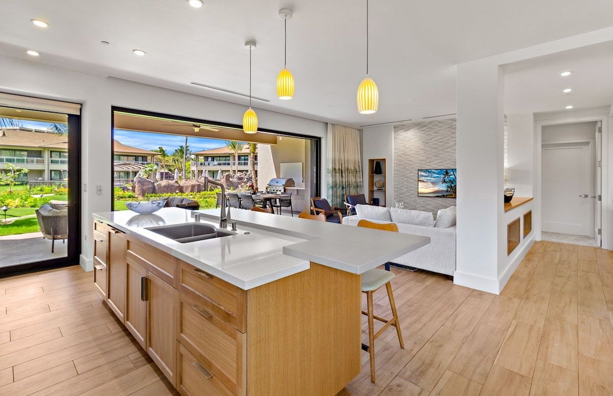 Maui Resort Rentals: 6BR Luana Garden Villas gallery image 5