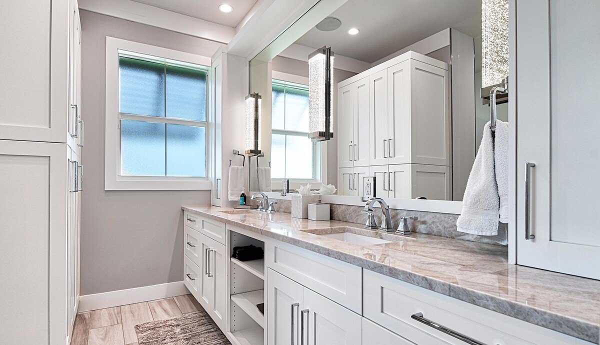 Bonita Bleu gallery image 2