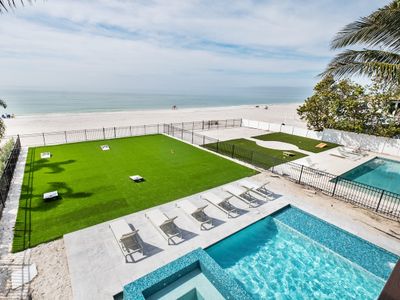 Beachfront Home with Pool, Golf Cart and Bikes!