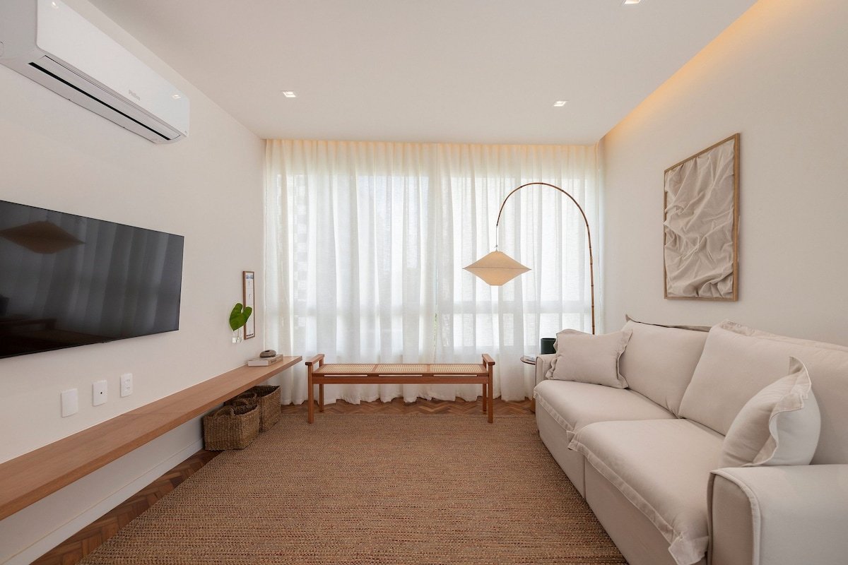 Confort and sofistication in Leblon gallery image 2