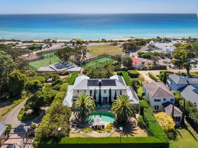 South Beach Resort | Bay Views | Pool | Games