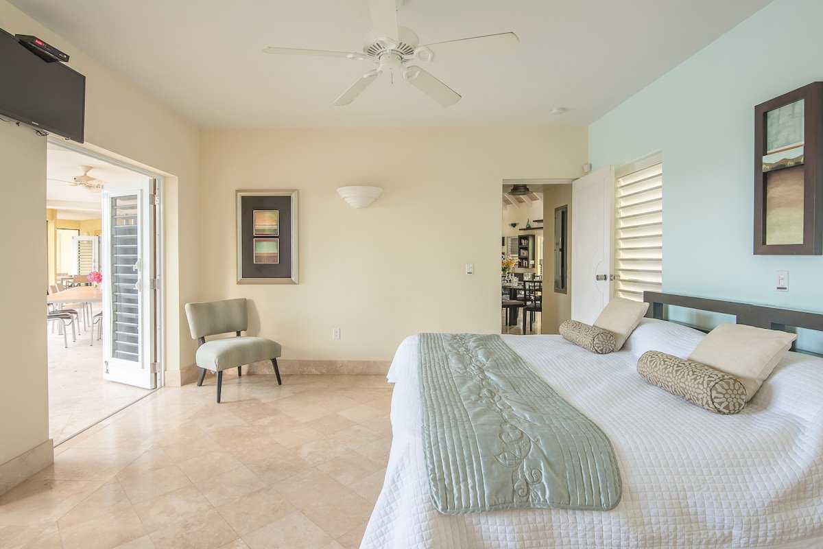 Pelican Vista gallery image 2