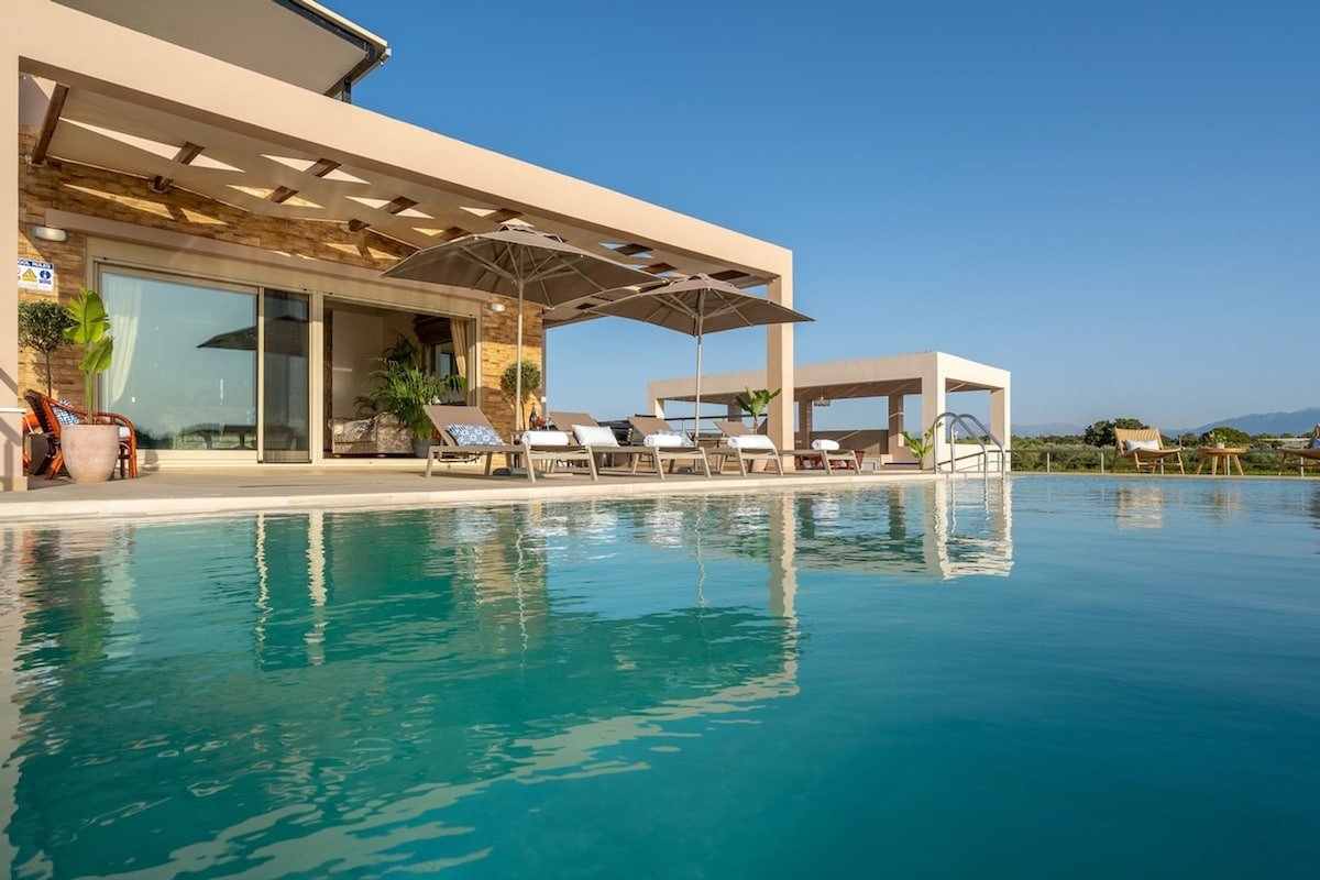 Villa Anastasia, Private Heated Pool Full Privacy gallery image 5