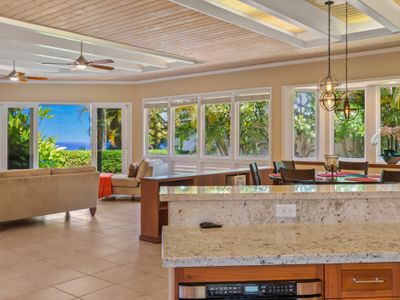 Amazing Ocean View 4 bedroom/4.5 baths with AC