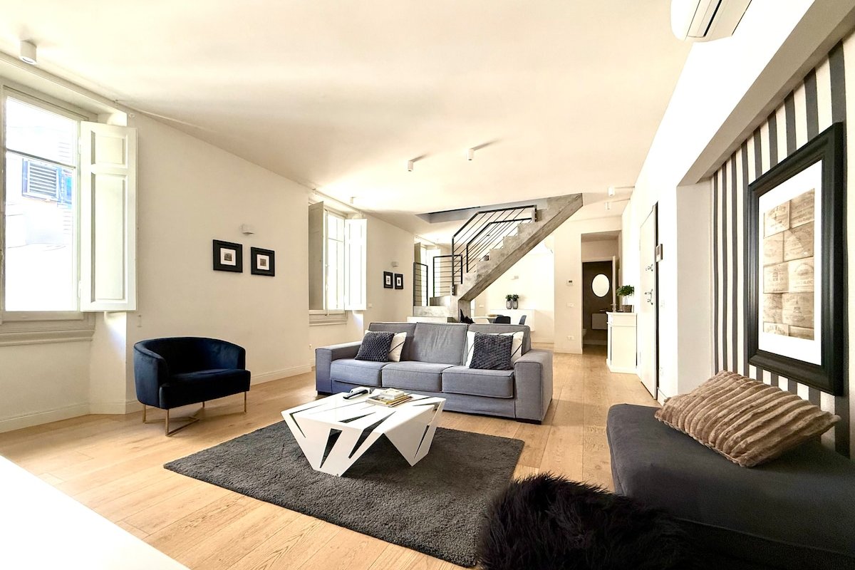 HSH DUOMO – luxury new 130sqm apt – elevator/lift gallery image 4