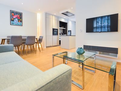 High-End Fitzrovia Triplex