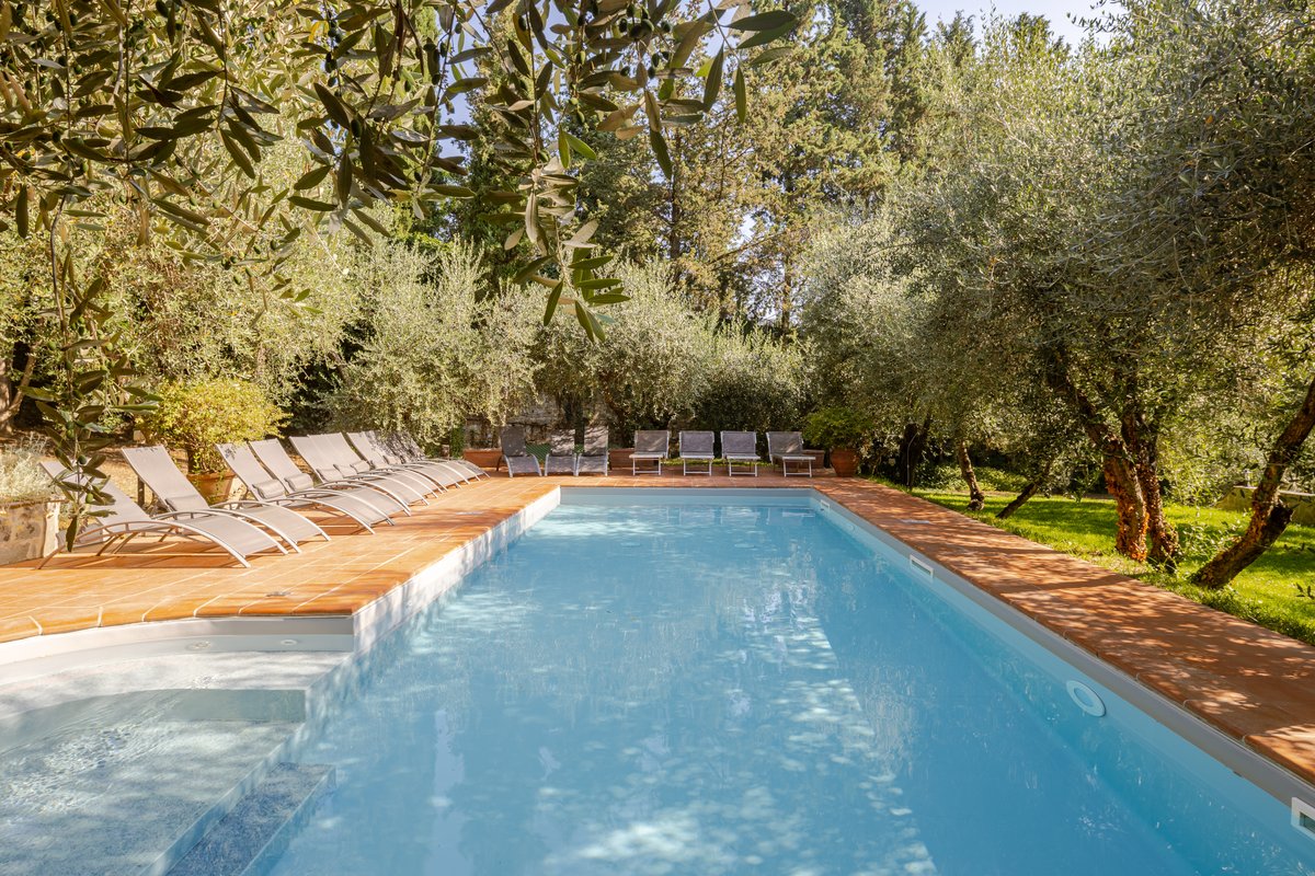 Stunning exclusive Estate,3km to Uffizi,12bdr,pool