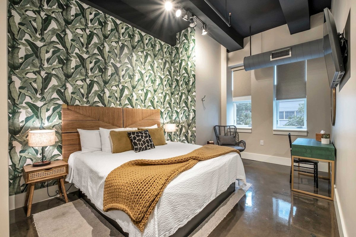 Modern Suite 6BR by Maddox Hotel gallery image 4