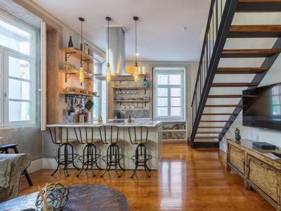 Stylish Downtown Porto Duplex 2br Walk everywhere!