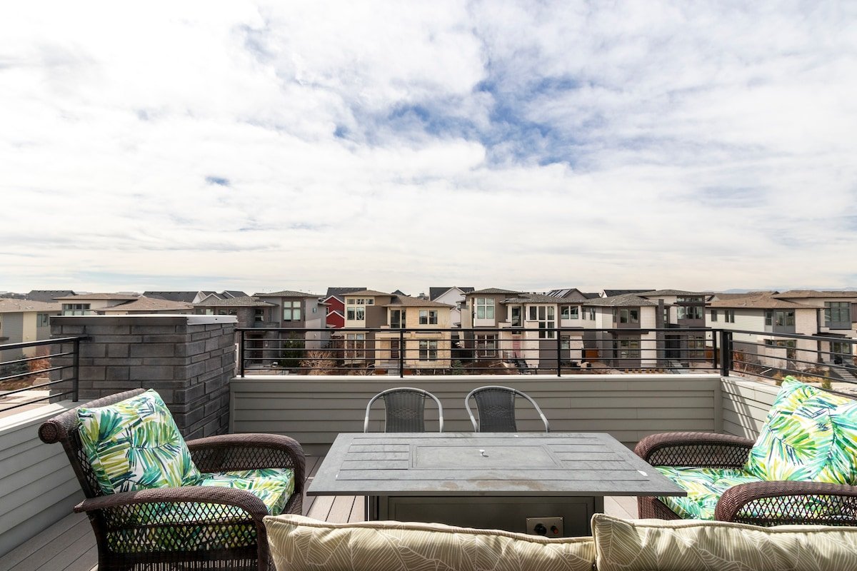 Central park close Airport and Downtown Denver gallery image 4