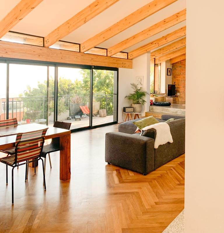 Newly renovated family home with beautiful views