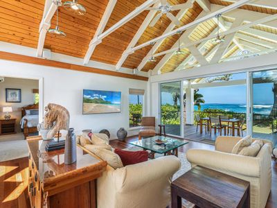 Luxury Beachfront Home in Haena