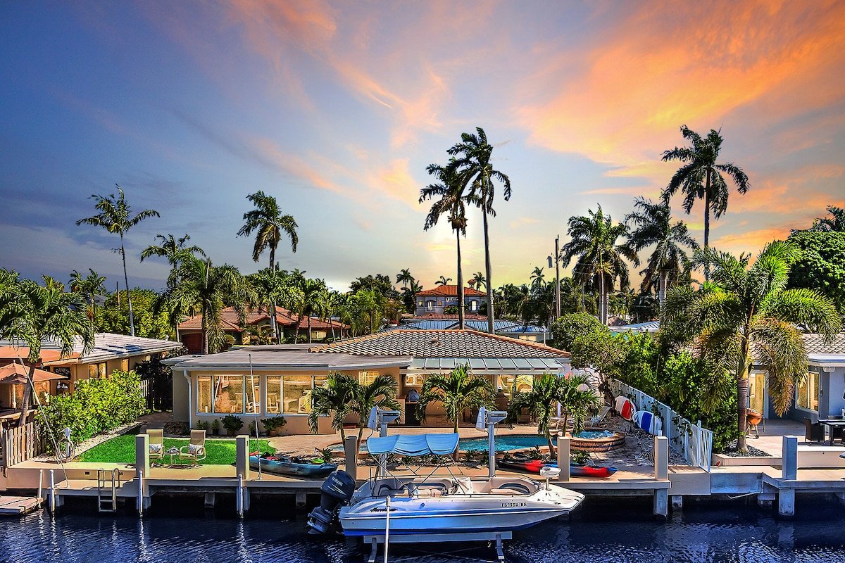 OASIS Views! 3mi BEACH+SPA+HTD Pool! gallery image 4