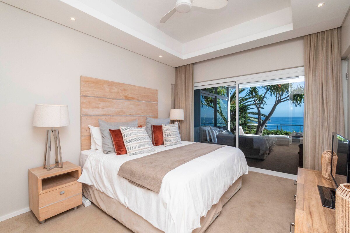 Sunset Bay Camps Bay gallery image 5