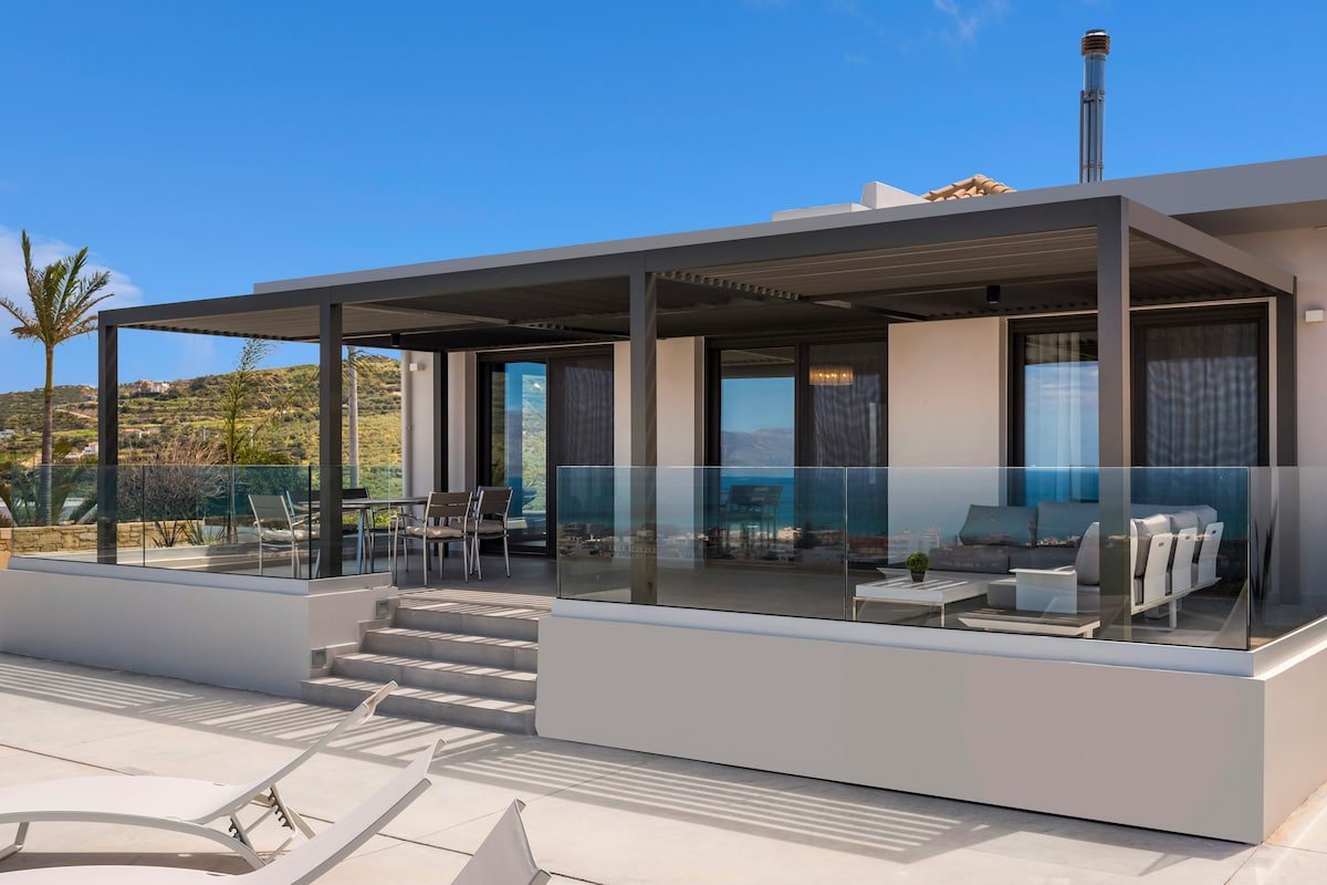 Villa Pirgos gallery image 3