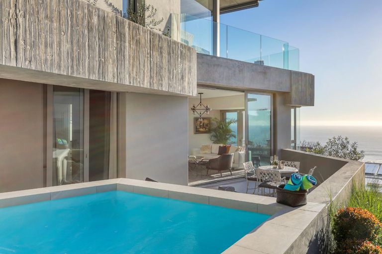 Vista Maris - Luxury Apt in Camps Bay with pool