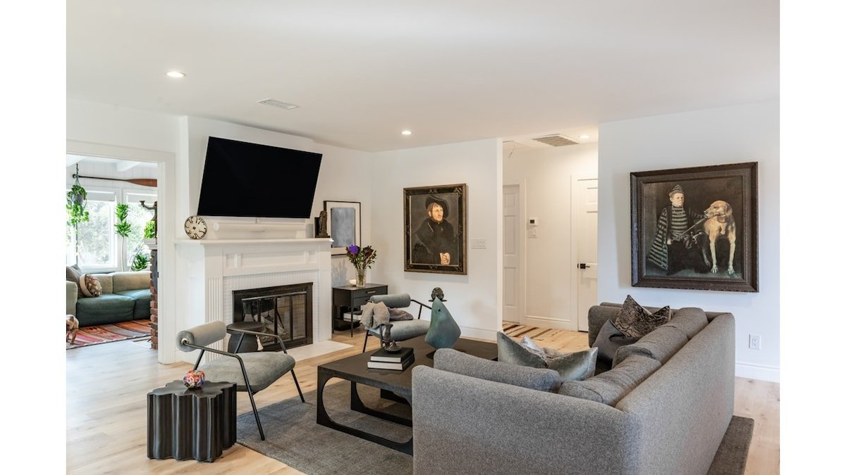 BOHO Luxury 3bd Homestead Oasis w/ Farm & Gardens gallery image 3