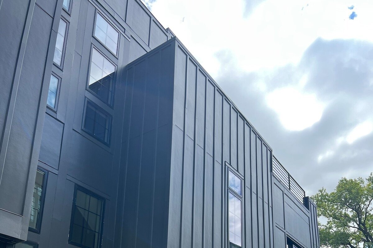 High-End New Build w/ City Views gallery image 5