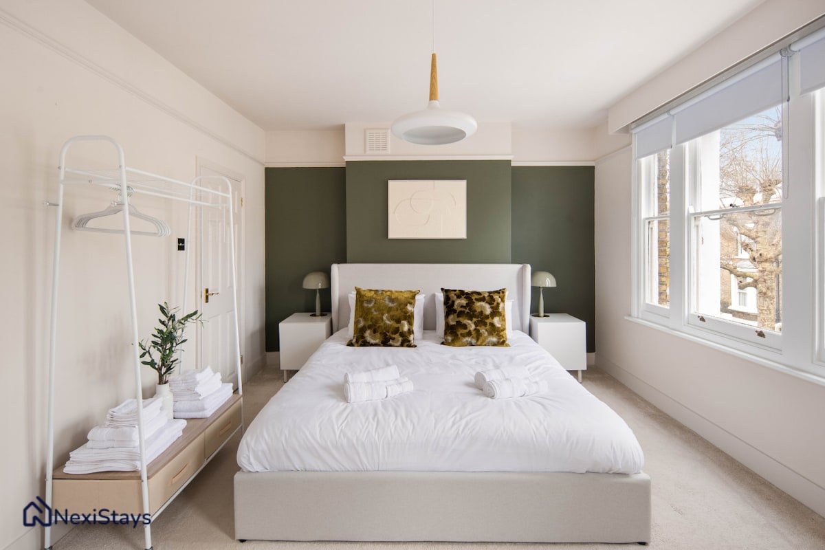 10 Mins Walk to The Oval | The Kennington Retreat gallery image 3