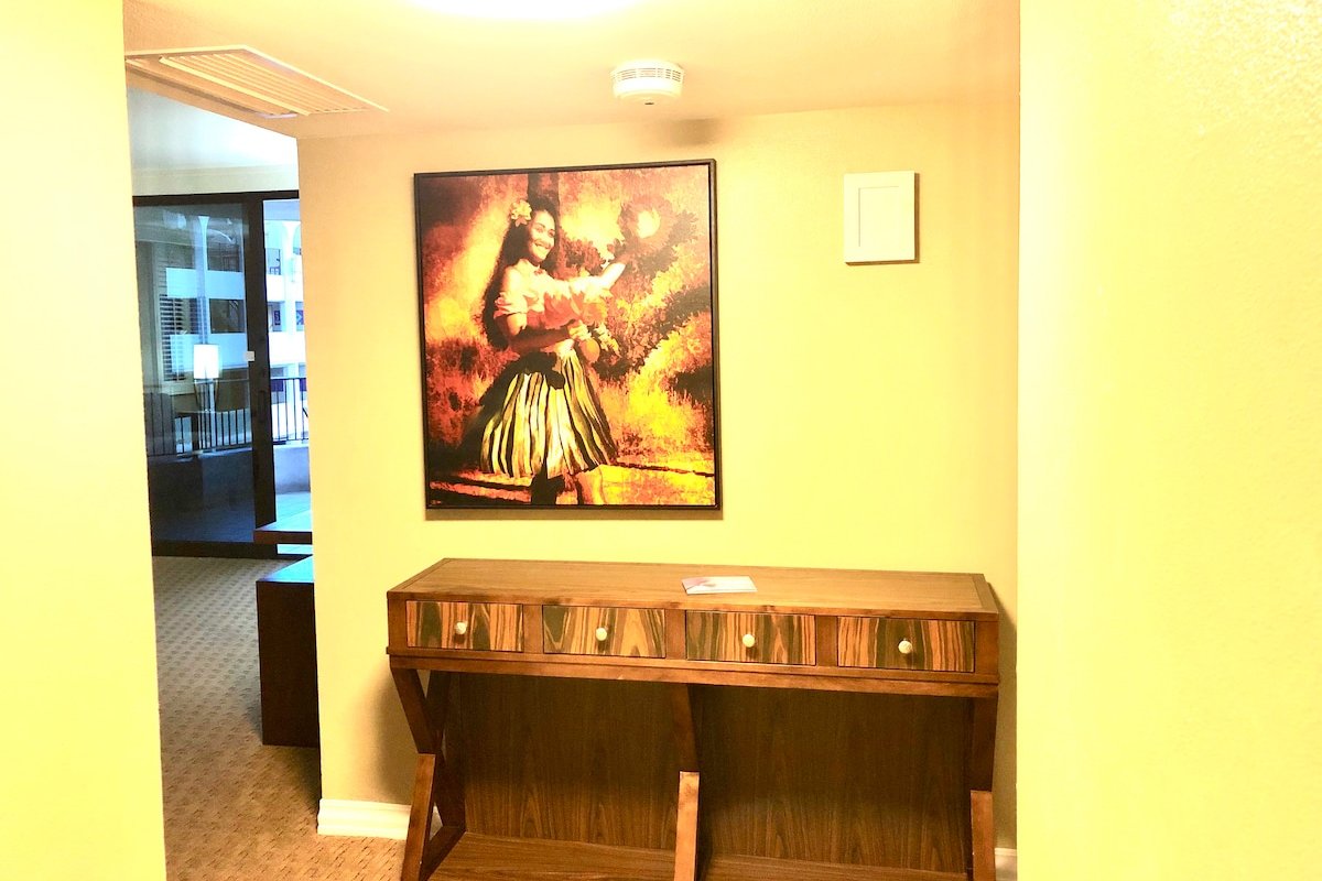 Lagoon Tower – Christmas Week – 2 bedroom/2 bath gallery image 4