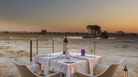 Onguma The Fort - Dinner overlooking Fischer's Pan