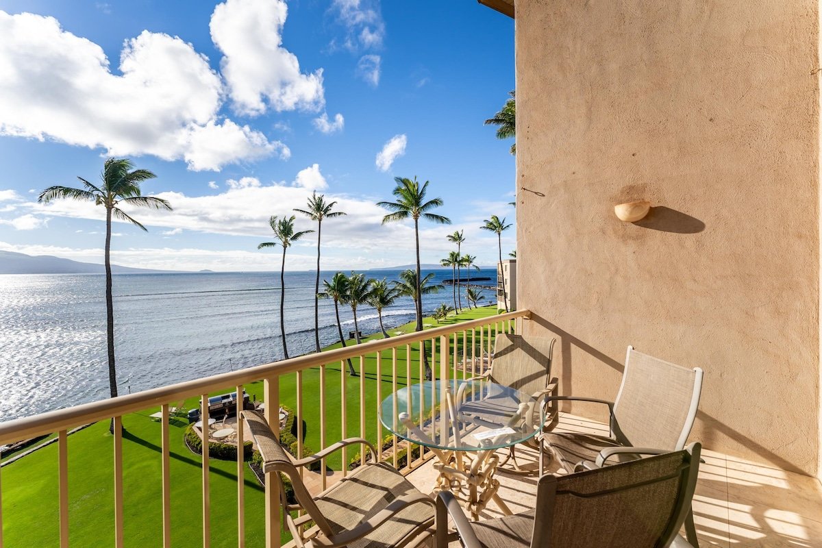 Beautiful Oceanfront Condo with Stunning Views in gallery image 3