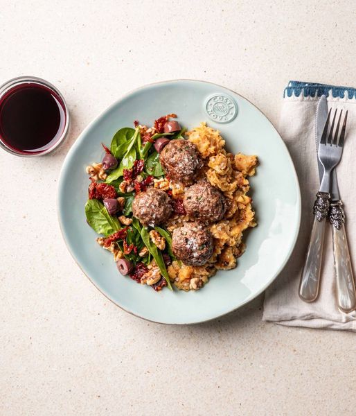 Photo of Cheesy Spinach Stuffed Lamb Meatballs