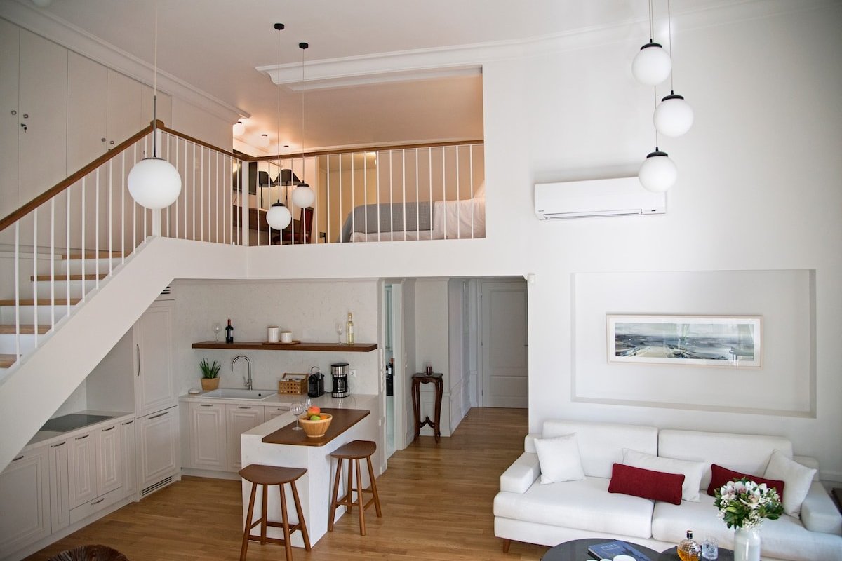 Apeliotis |2BDR Suite Acropolis View |Four Streets gallery image 3