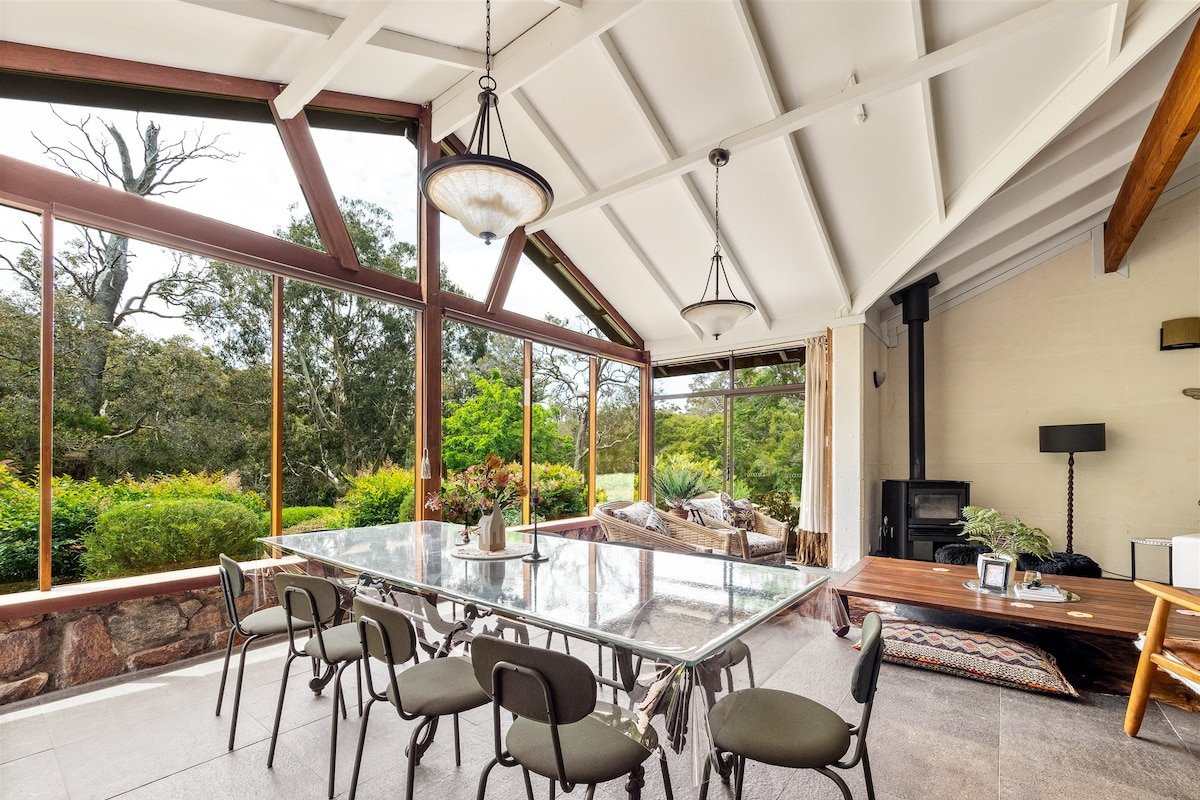 Shawlilly Stay | NEW Listing gallery image 2