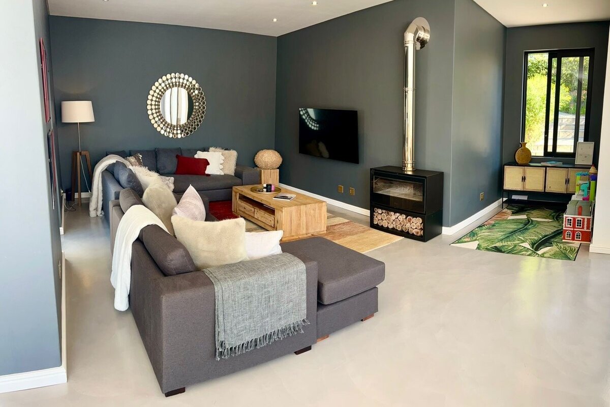 Beautiful family home gallery image 3